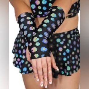iHeartRaves Crazy Daisy Reflective Rave Outfit